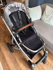 Uppababy Vista travel system