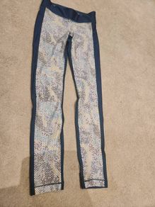 Under Armour leggings size 12