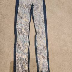 Under Armour leggings size 12