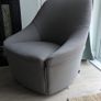Swivel armchair Image 2