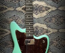 Jaguar Guitar - SubZero Rogue