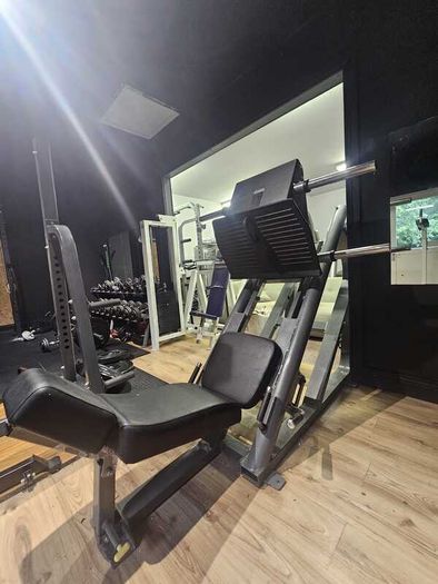 Leg press For sale
