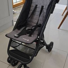 Safety 1st Teeny Ultra Compact Stroller with Carry Bag