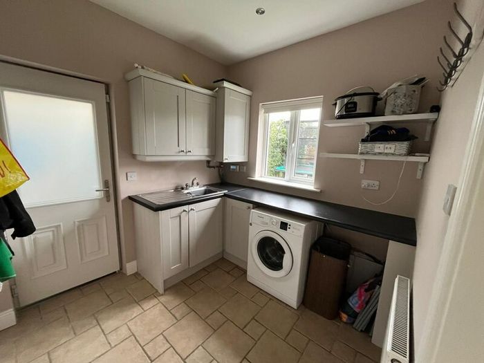 Kitchen & Utility for sale- Urgent!