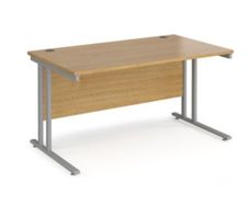 Maestro 25 straight desk 1400mm x 800mm - silver cantilever leg frame, oak top