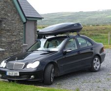 Stylish Black 390litre Roofbox
