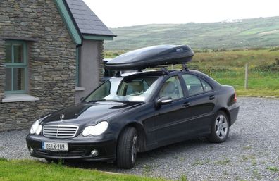 Stylish Black 390litre Roofbox