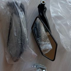 Brand new pair of Bike side mirrors (Doesn't come with clamps)