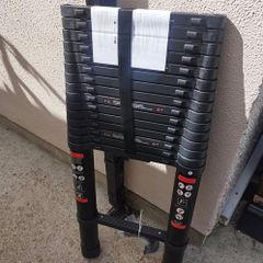 Telescopic ladder