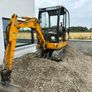 jcb digger 8017 Image 4