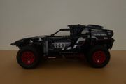 Lego Technic 42160 Audi RS Q e-tron (Built)