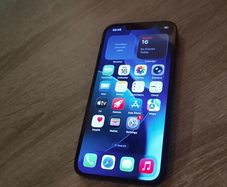 Iphone 13 / Unlocked