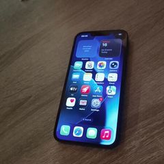 Iphone 13 / Unlocked