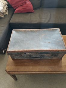 Vintage Antique Suitcase / Travel Trunk