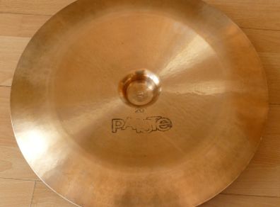 Paiste 2002 Black Label 20 inch China Type.