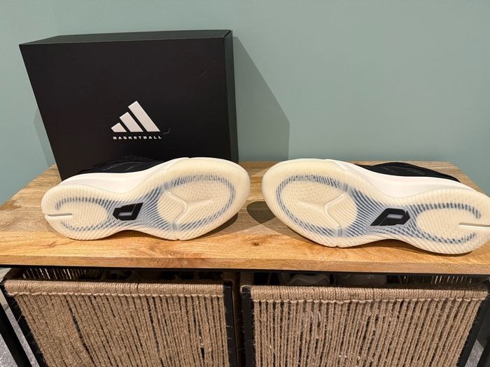 Adidas Dame 9 Size UK 11