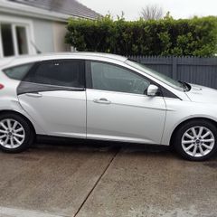 2017 Ford Focus titanium