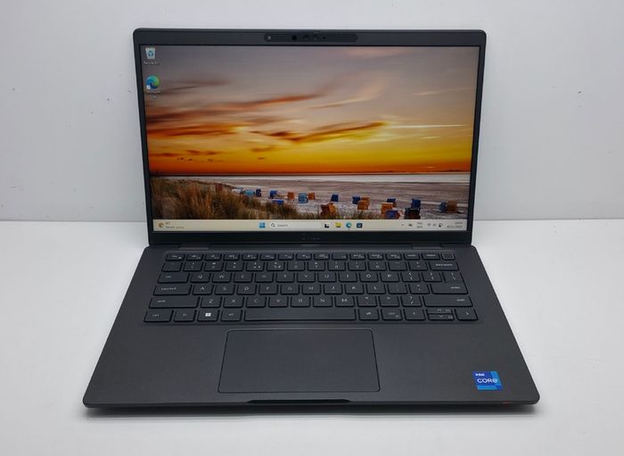 Dell Latitude 7430 - Core i5(12gen)/ 16GB RAM/ Windows 11 Laptop