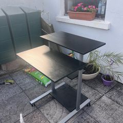 Standing Desk (Adjustable) Free