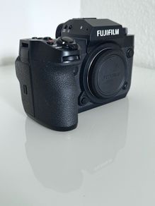 Fujifilm X-H2