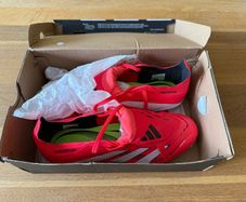 Adidas Predator Football Boots 8.5UK