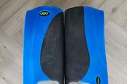 Obo Robo Hi-Rebound Leg Guards, Blue and Black, Medium - Excellent Condition