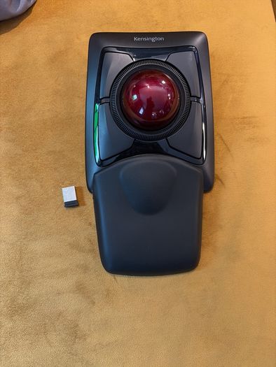 Kensington Expert-Wireless Ergonomic TrackBall Mouse