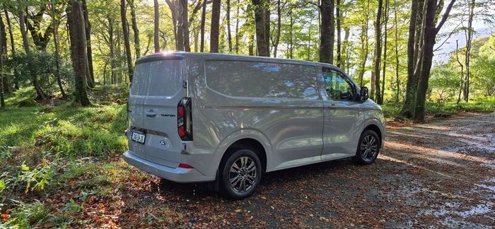 Ford Transit Custom 2024