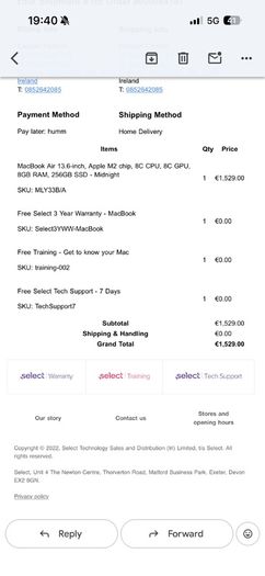 macbook air m2 (2022) excellent condition