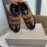 New Clark's Girls shoes, Size 2,5 UK, 35 EU. Image 2