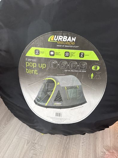 Pop up tent