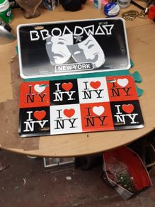 Signs love new York