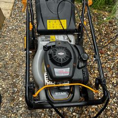 briggs and Stratton lawnmower