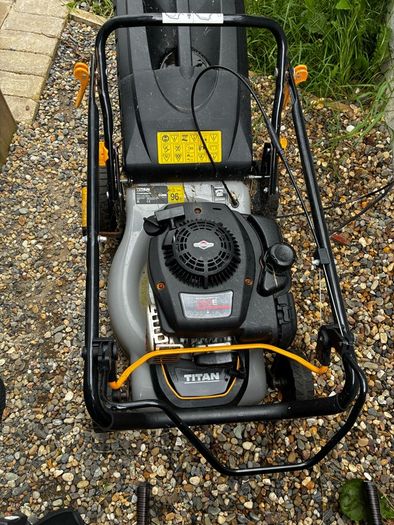 briggs and Stratton lawnmower