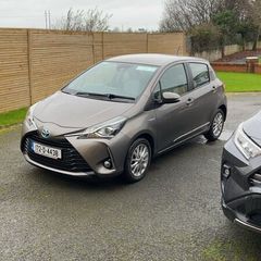 172 Toyota Yaris Hybrid