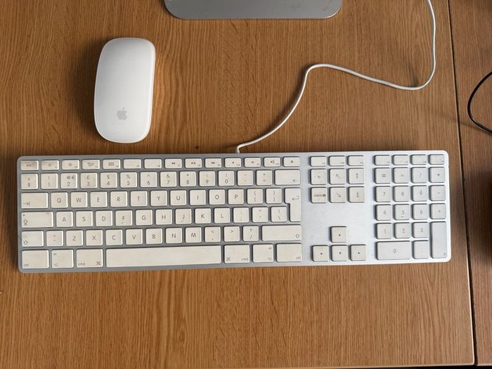 iMac (21.5 inch, Late 2013)