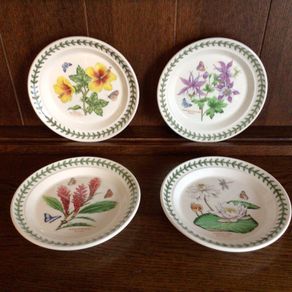 4 Portmerrion Botanical Gardens 8" Side Plates