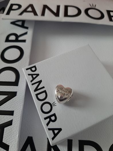 New genuine pandora best friends charm