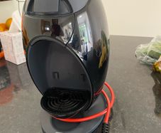De Longhi Nescafe Dolce Gusto Coffee Machine Brand New Never Used
