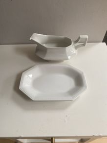 Johnson Brothers gravy boat and matching stand