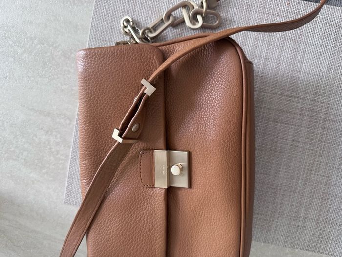 crossbody