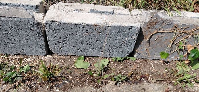 Builders Solid Concrete Blocks