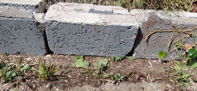 Builders Solid Concrete Blocks