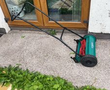 Bosch grass cutter