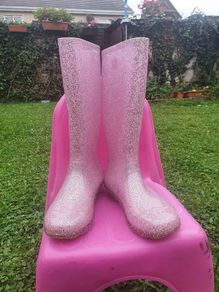 Girls wellies size UK2/EUR 34