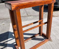 Fish tank stand