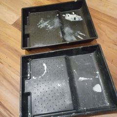 Paint roller trays