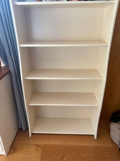 bedroom 2 lockers , dressing table and book case