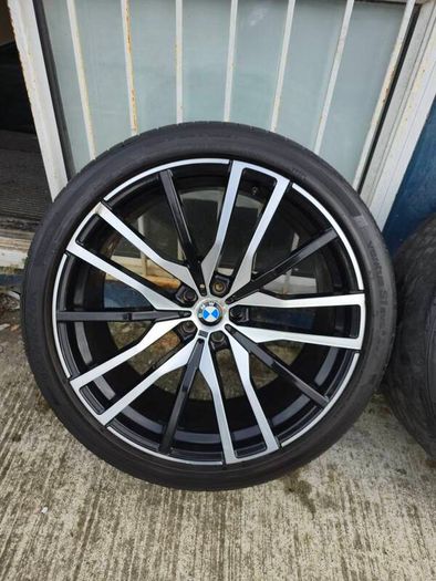 22" Bmw X5/x6 G05/g06 Alloys 742m