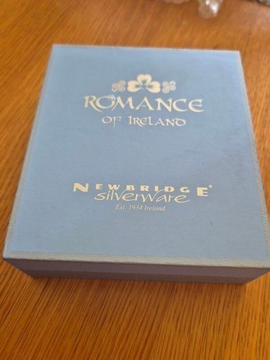 2005 Vintage Newbridge Silver, Romance of Ireland series, Giants Causeway , AV